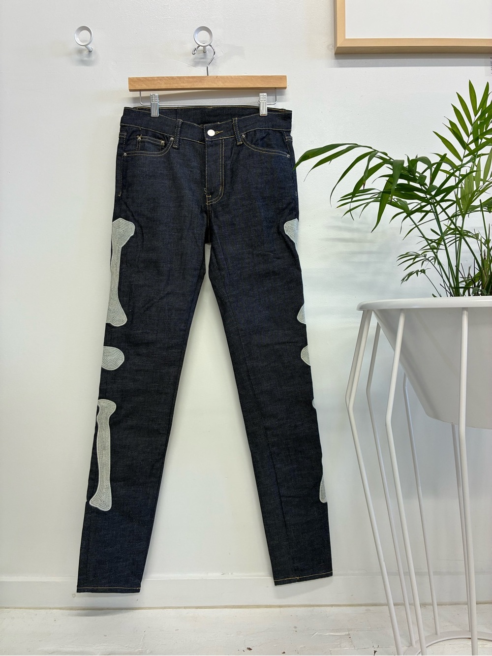 MNML Skeleton Bone Applique Dark Wash Slim Jeans Size 29